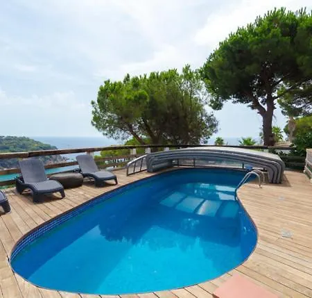 Sleeps 12 With Pool *
