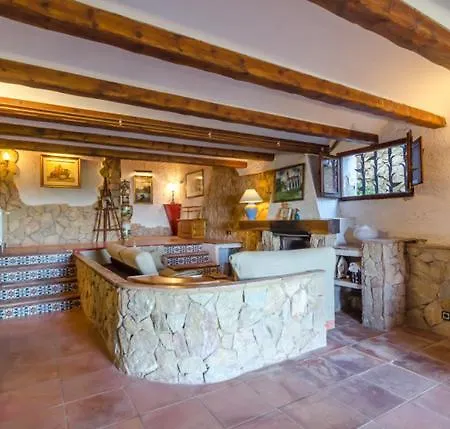 Sleeps 12 With Pool يوريت دي مار