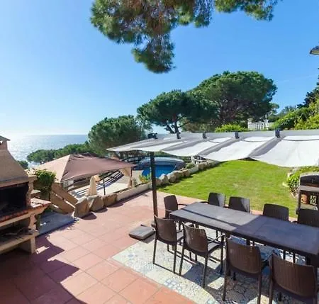 Sleeps 12 With Pool * يوريت دي مار