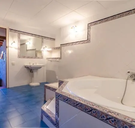 Villa Sleeps 12 With Pool Lloret de Mar