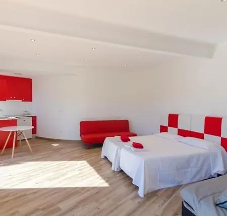 Sleeps 12 With Pool فيلة