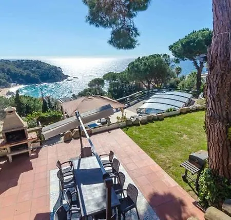 Sleeps 12 With Pool Villa *